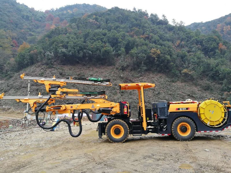 Kalshang KJ421 Double Boom Tunnel Jumbo Underground Tunnel Boring Drilling Rig Machine - Image 3