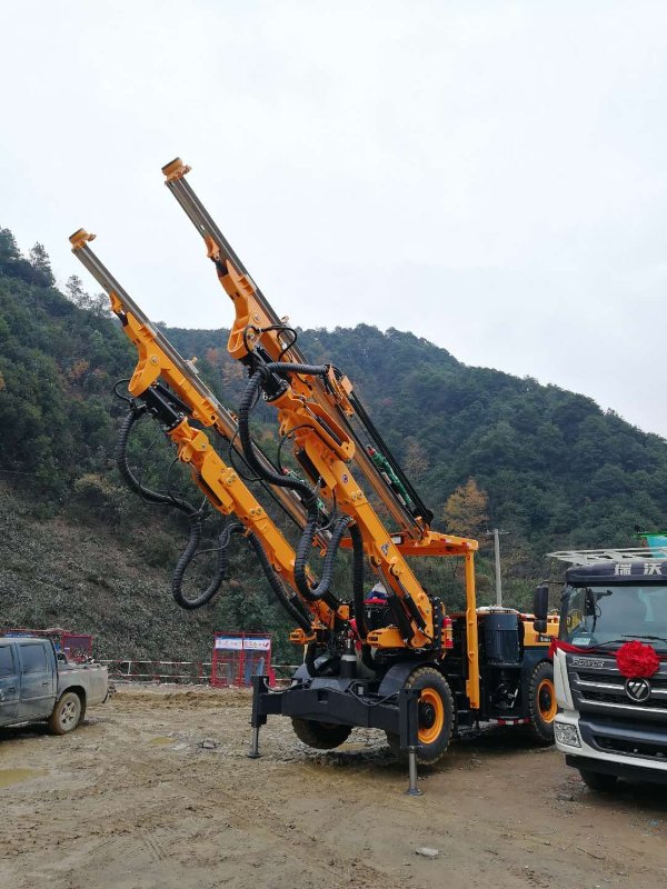 Kalshang KJ421 Double Boom Tunnel Jumbo Underground Tunnel Boring Drilling Rig Machine - Image 2