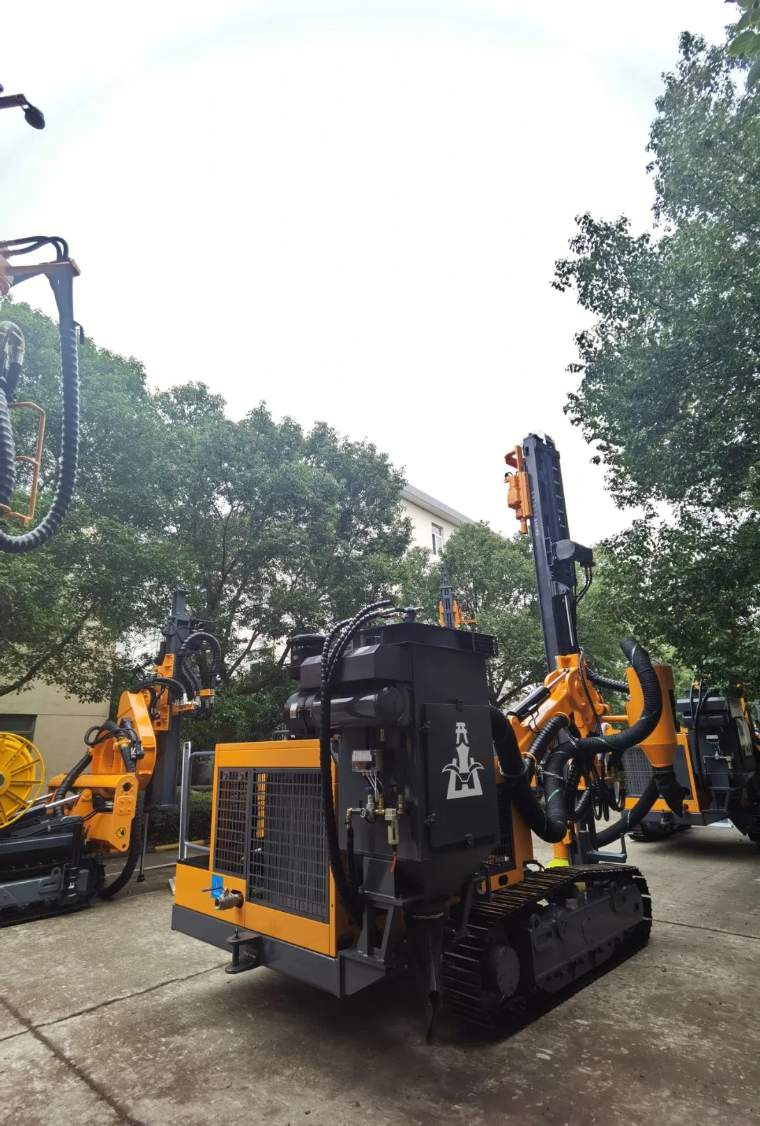 Kalshang DTH Drilling Rig Kg610 40m 105-202mm Mining Drilling Machine for Blasting - Image 3